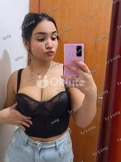 AMRAVATI HOT SEXY GIRL AUNTY HOUSEWIFE AVAILABLE RESNEBLE PRICE SAFE AND SECURE
