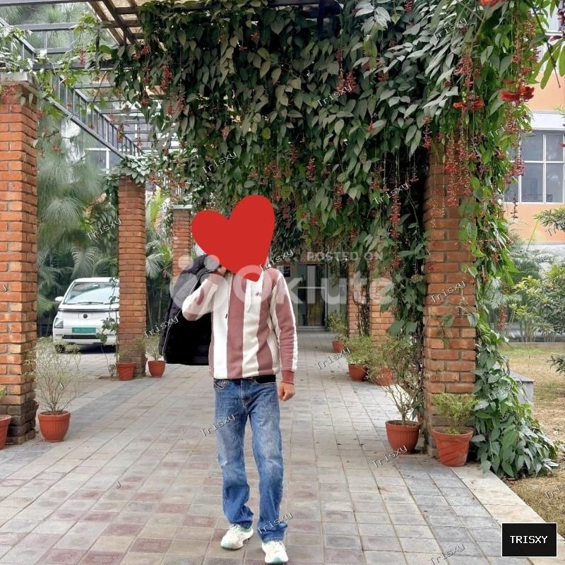Male escort for females who want to have companionship with sexy male just like me .
