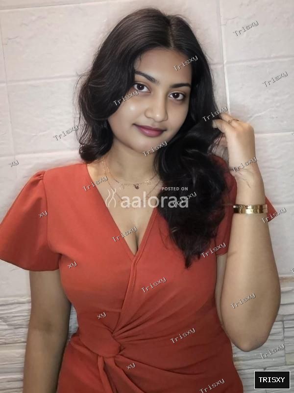 Myself Divya college girl and house wife available 24 hr