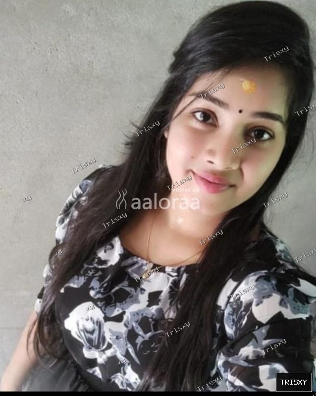 Grand road New model college girls indipendent modal top hote cash payment