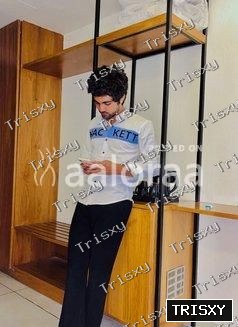 Hy mature ladies and girls my long and thick dick is waiting for youI Make your pussy w…