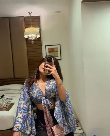 BEST HOT PROFESSIONAL GIRLS HOUSE WIFE HOTEL and HOME SERVICE