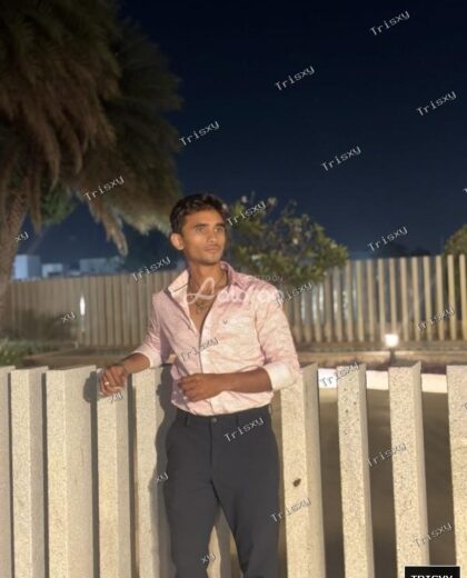 Only female couple message me sex service available All Delhi