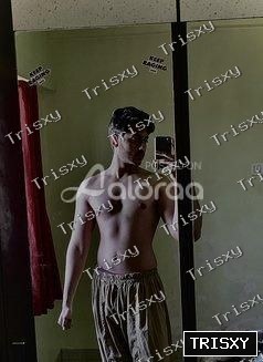 Independent Doorstep Service Provider ( Full Body Massage & Male Escorts ) Genuine