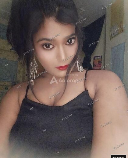 I AM SHEMALE WITH BIG BOOBS ACTIVE COCK GENUINE SHEMALE