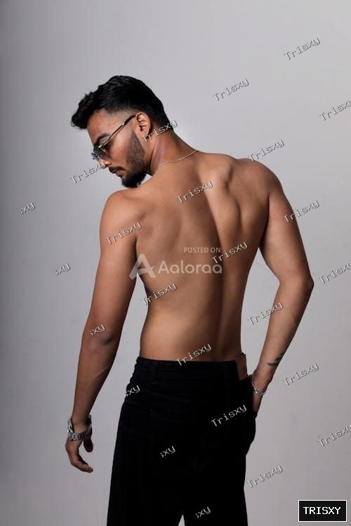HELLO I AM A SELF INDEPENDENT CALL BOY IN BANGALORE