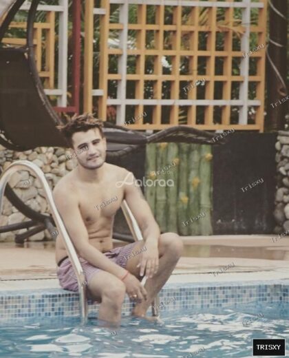 I am a fit safe and highly educated guy giving uh next level Pleasure incall & outc…