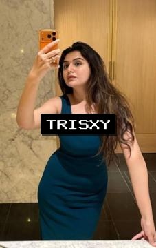 YounG_Call Girls In Sector 12 Noida 921755~8422 Escort